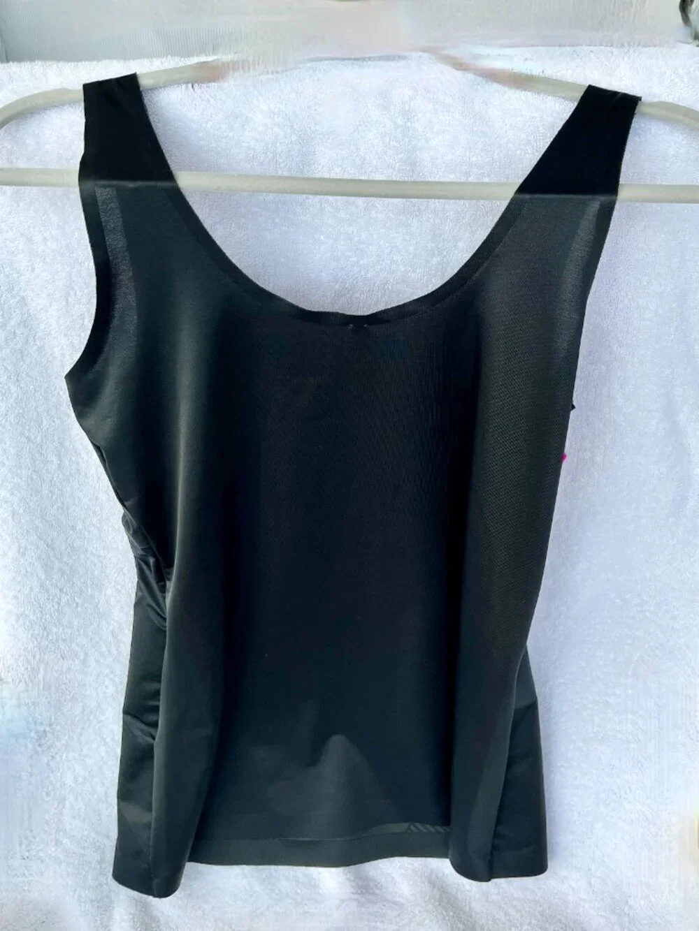 SPANX  size XL women Black Unlined wireless compression shape wear tank top NWT